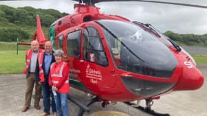 Mayor and Mayoress of Llandovery present Wales Air Ambulance with over £2,000